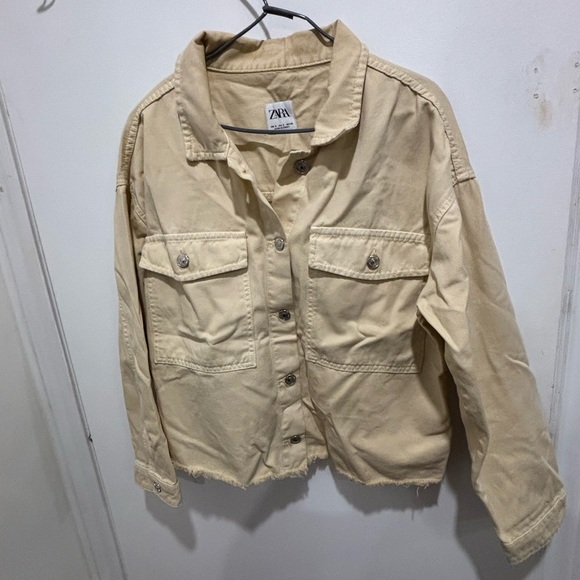 ZARA Cream Utility Button-Front Jacket - Picture 3 of 5